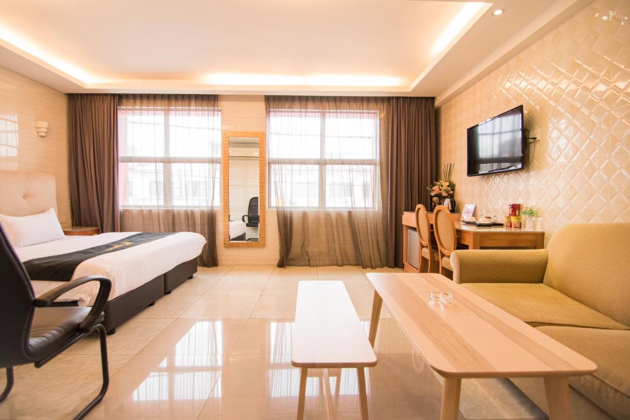 Deluxe Double Room,1149836731:JPEG