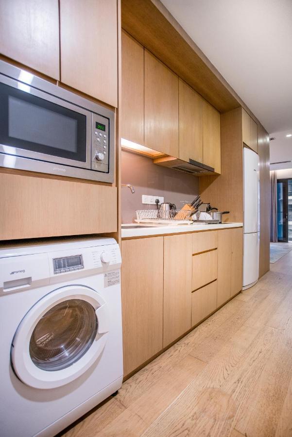 Deluxe One Bedroom Suite