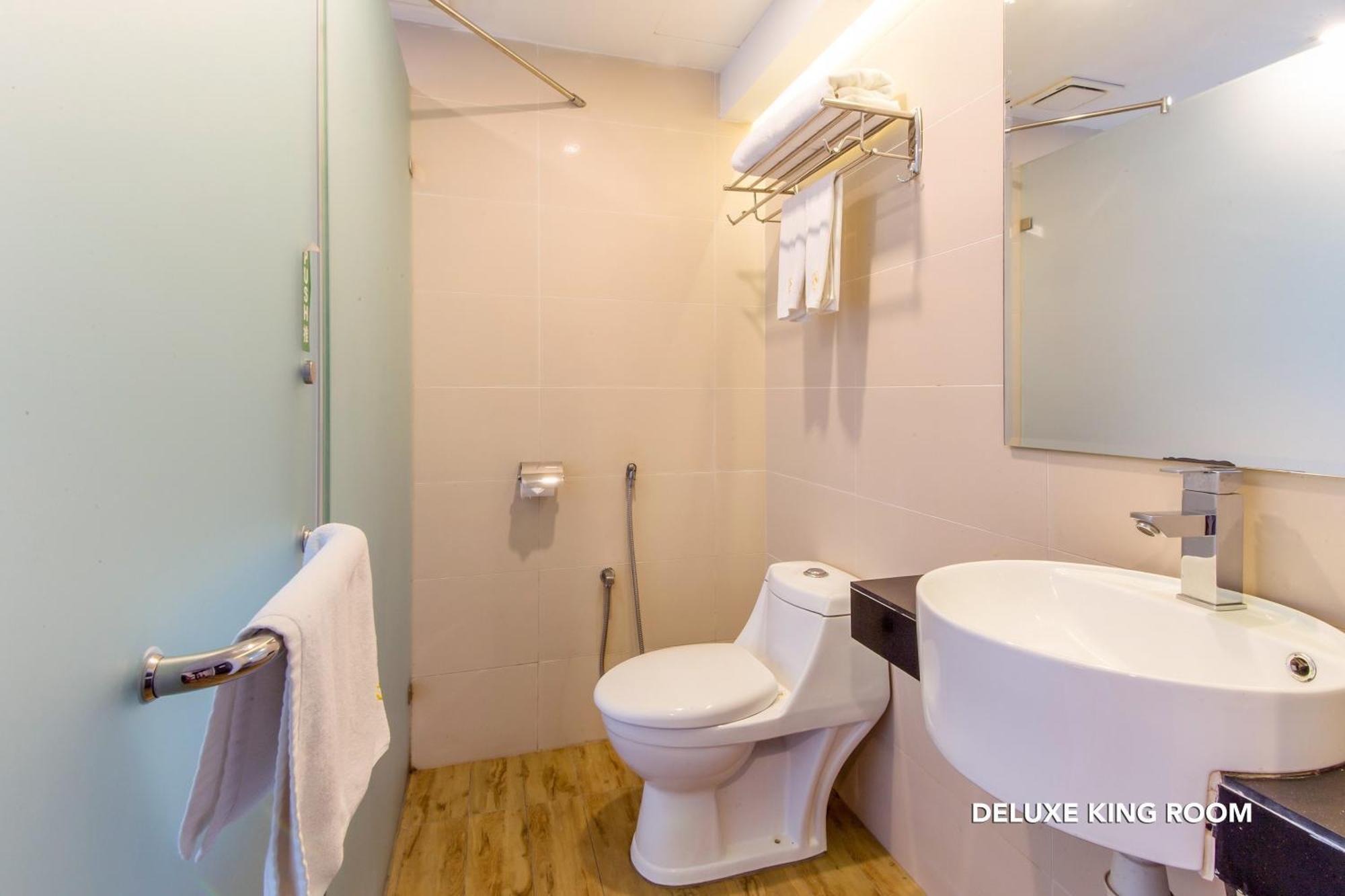 Deluxe King Room