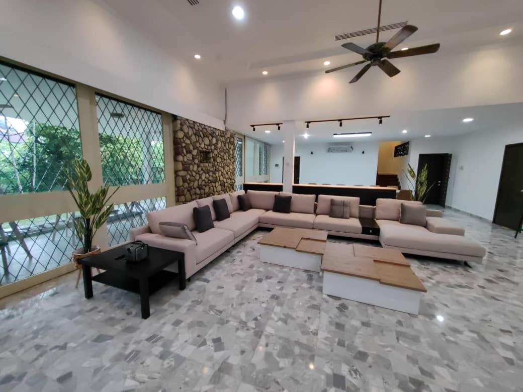 Villa con 3 Camere da Letto