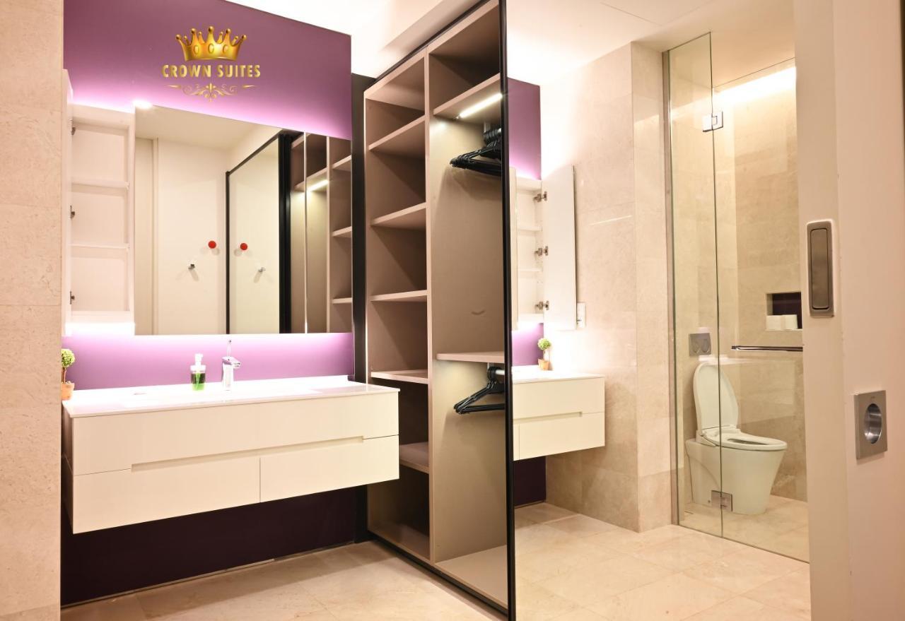 Presidential Two Bedroom KLCC Twin Towers View Apartment