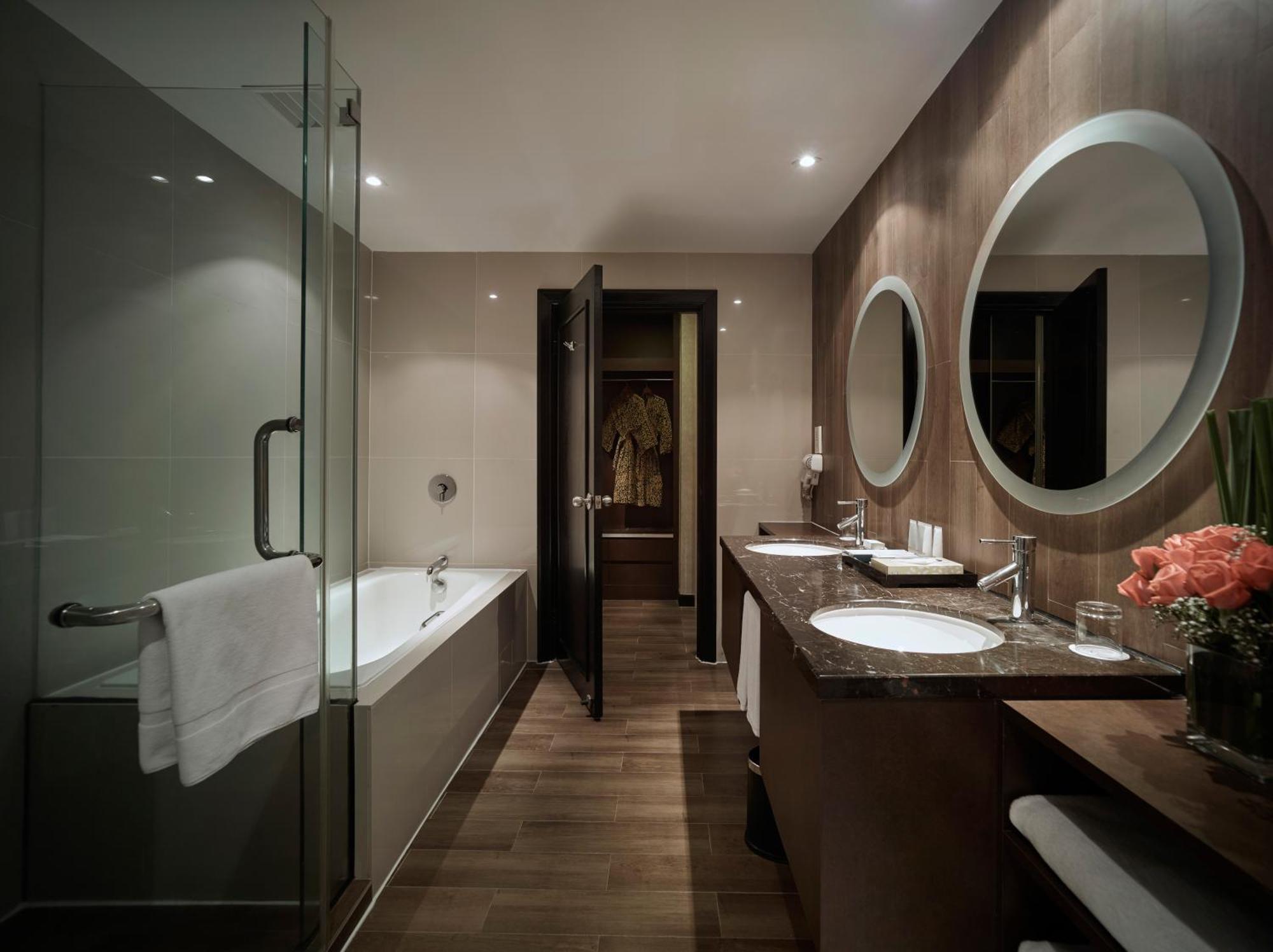 Deluxe Classic Room