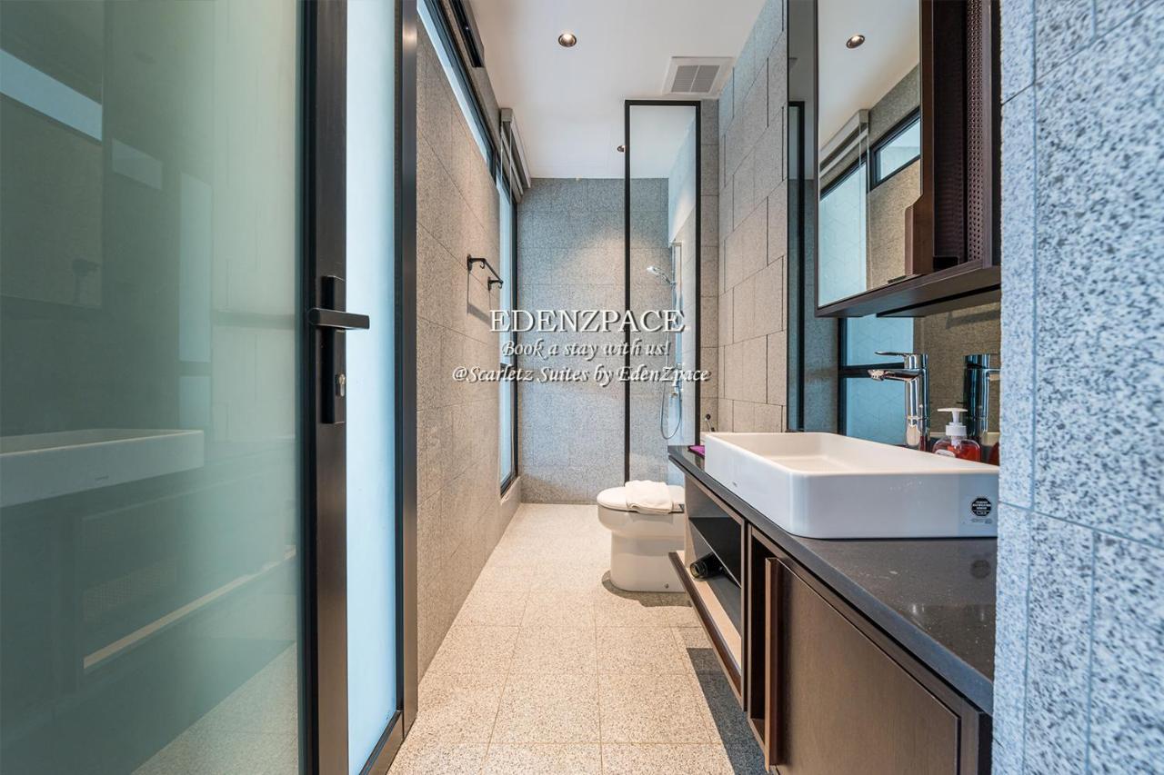 One-Bedroom Apartment with View - Level 38