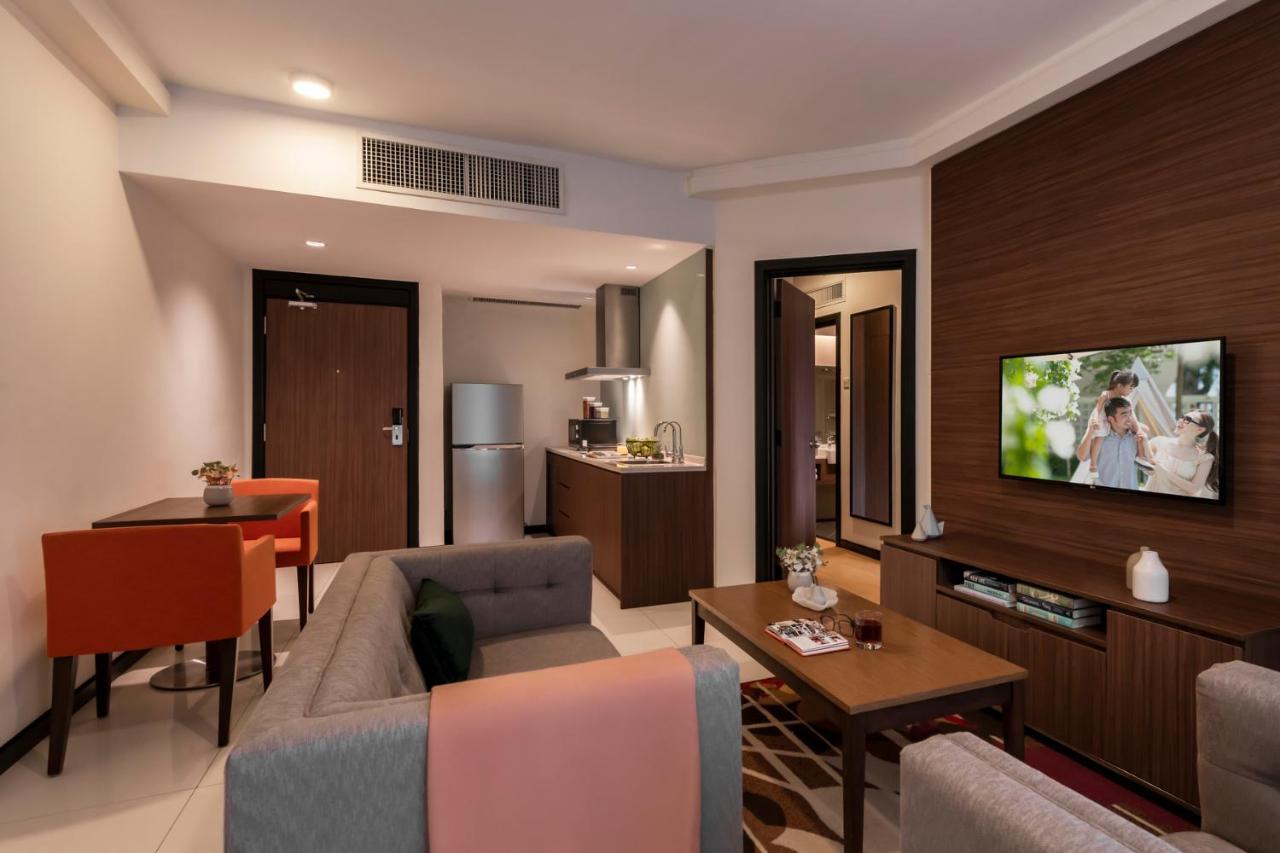 One-Bedroom Premier King