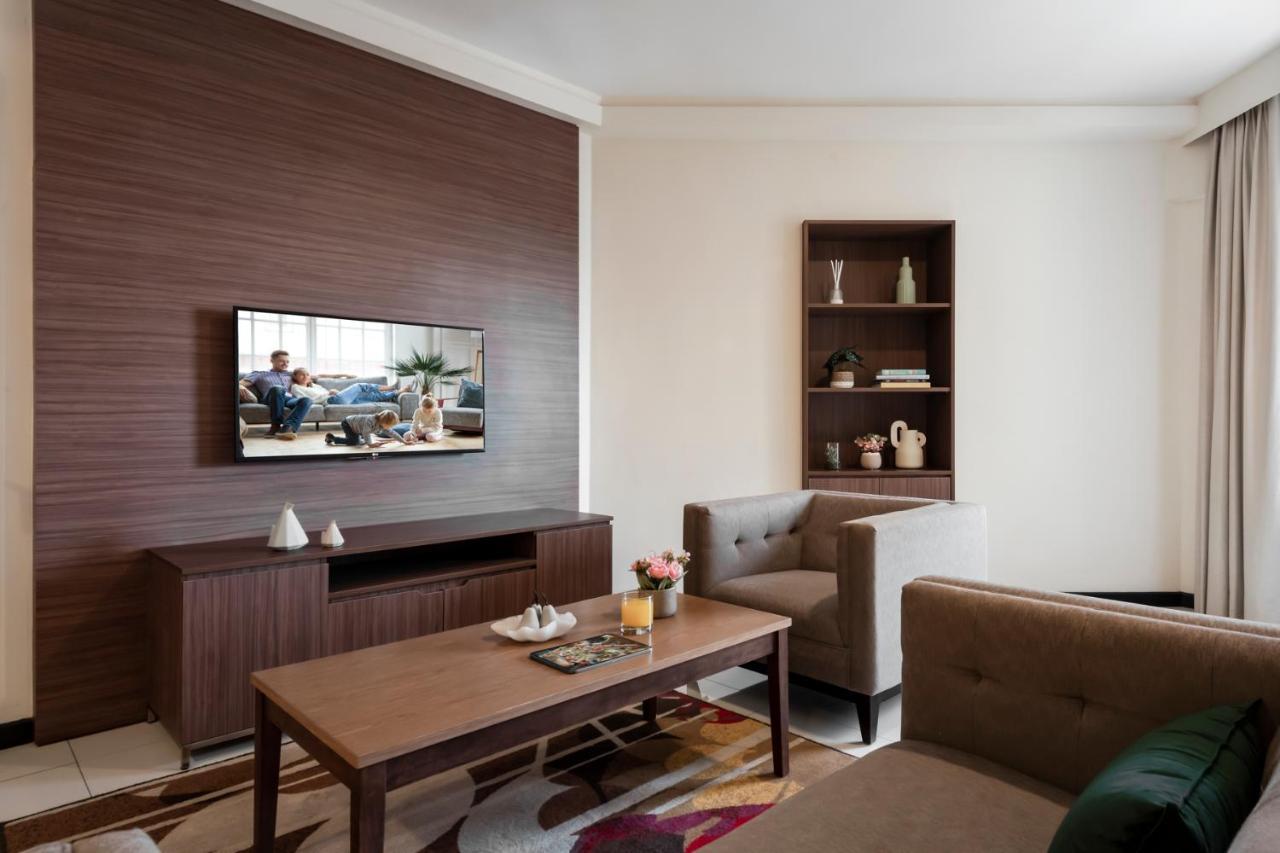 One-Bedroom Premier King