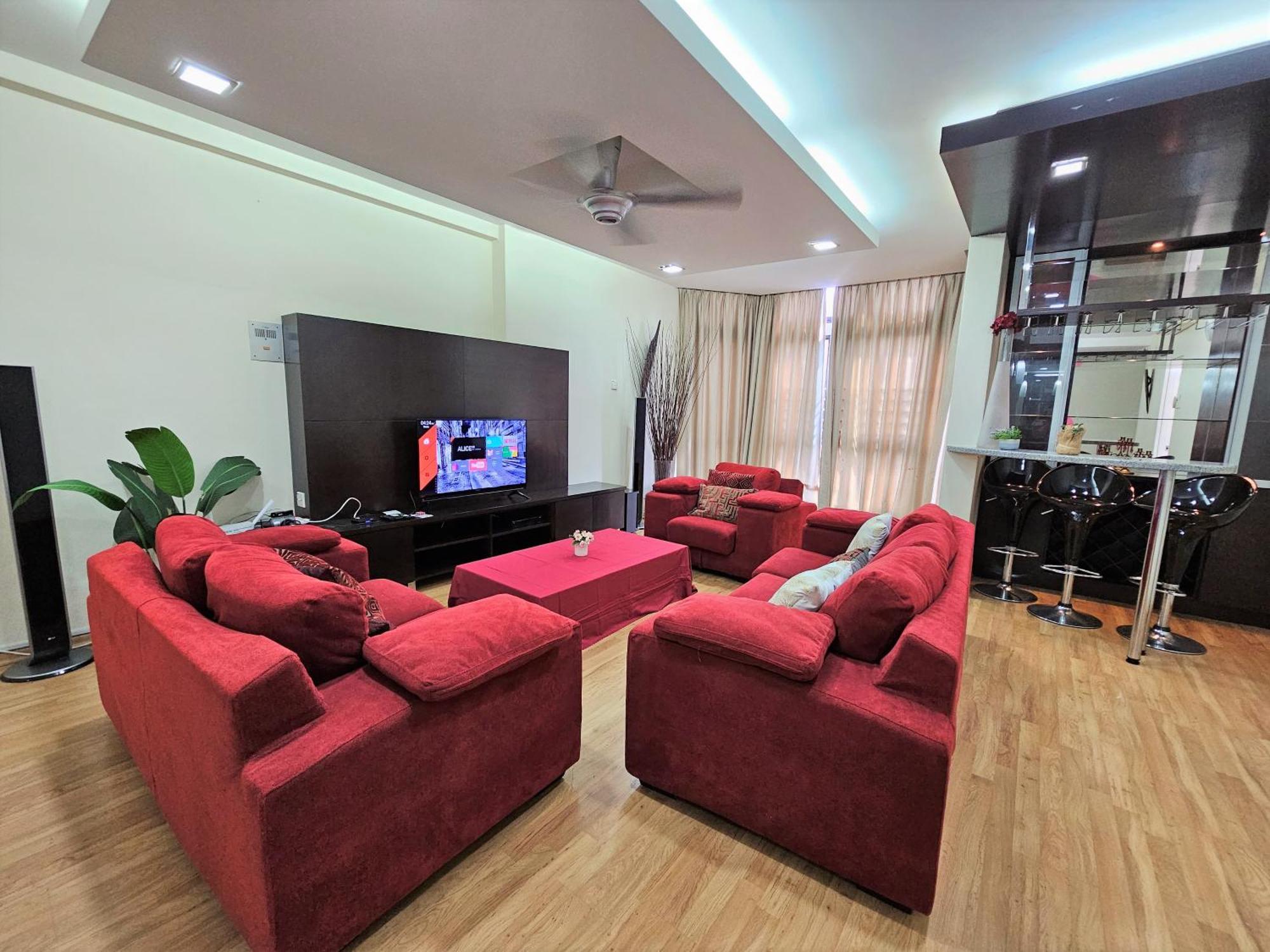 Three-Bedroom Apartment,1553668726:JPEG