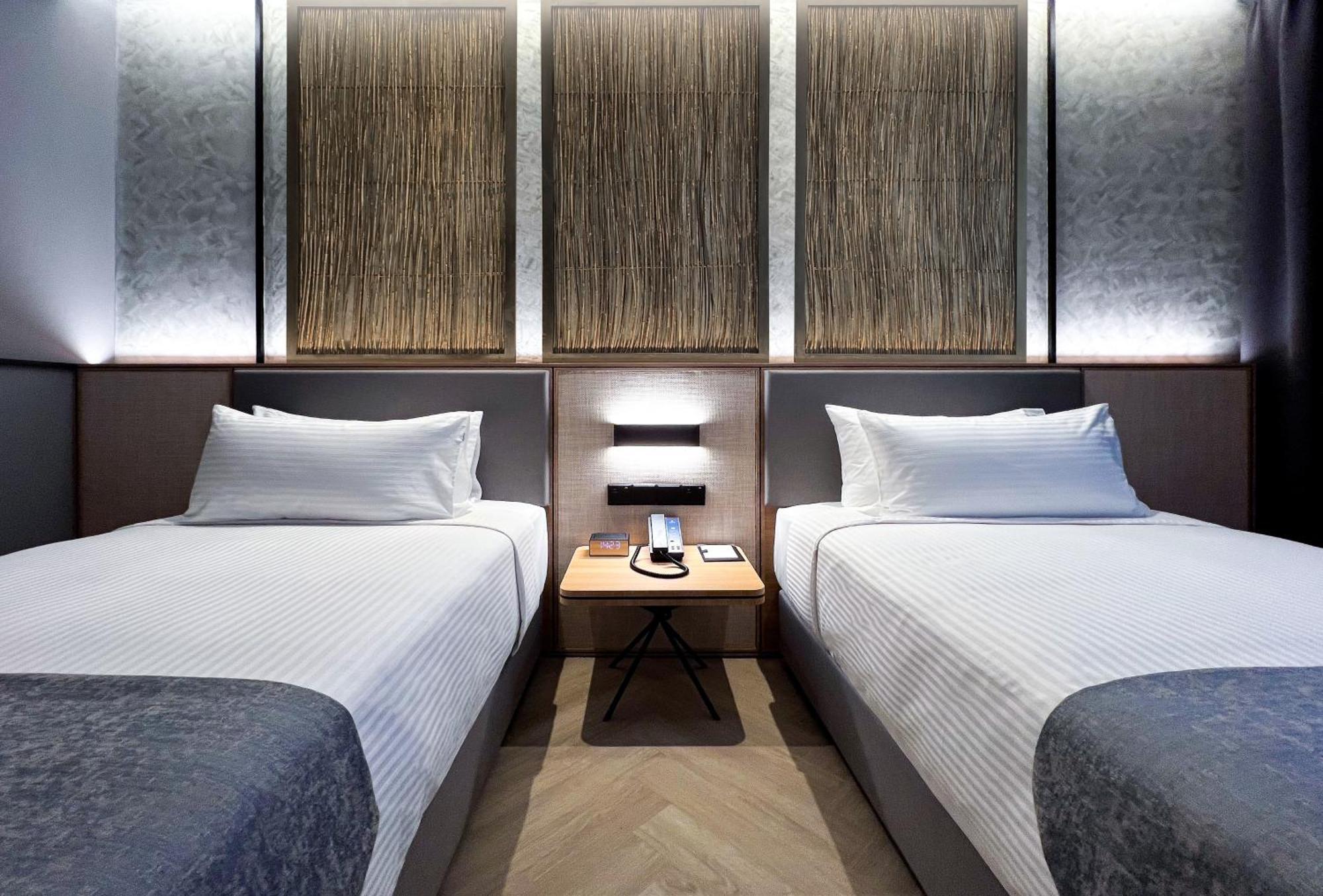 Deluxe Twin Bed with Breakfast