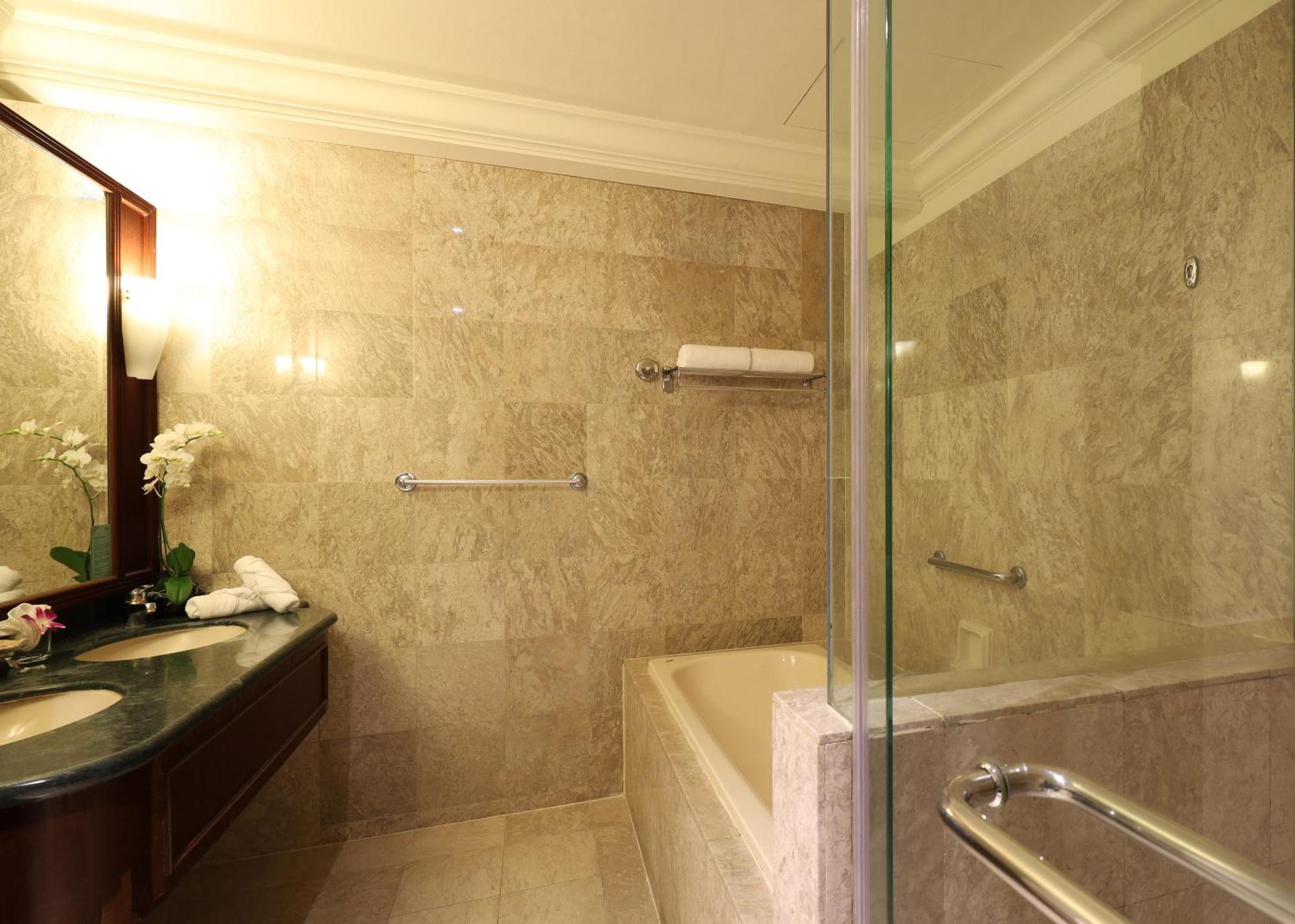 Two Bedroom Suite,1658750560:JPEG