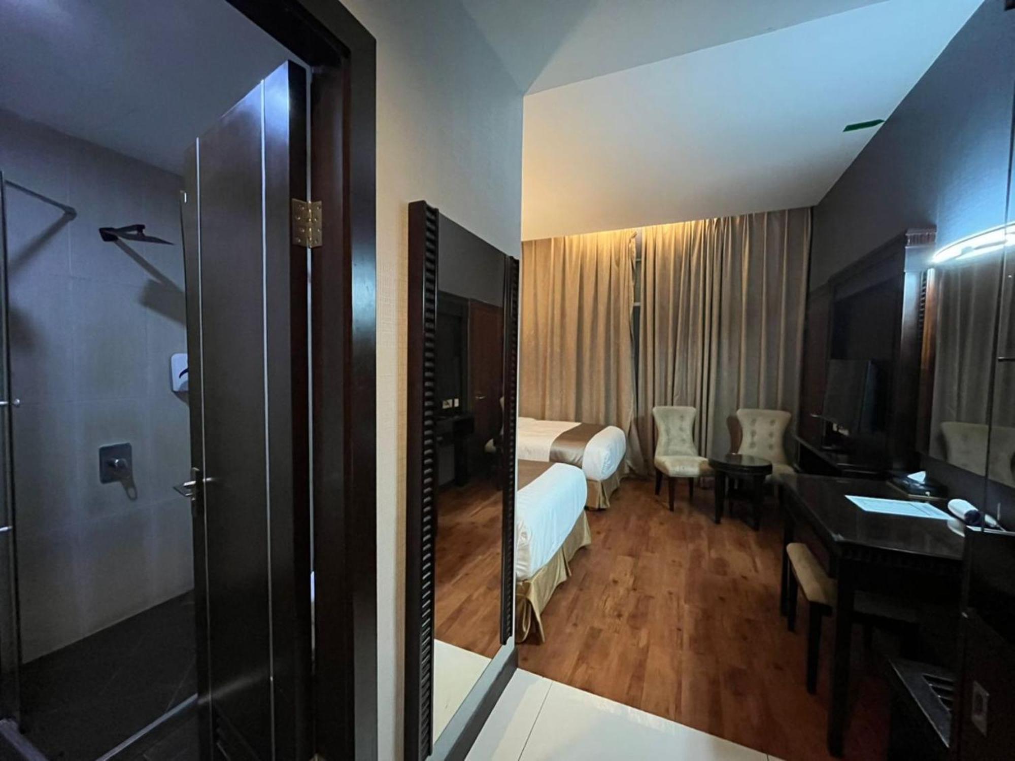 Superior Twin Room