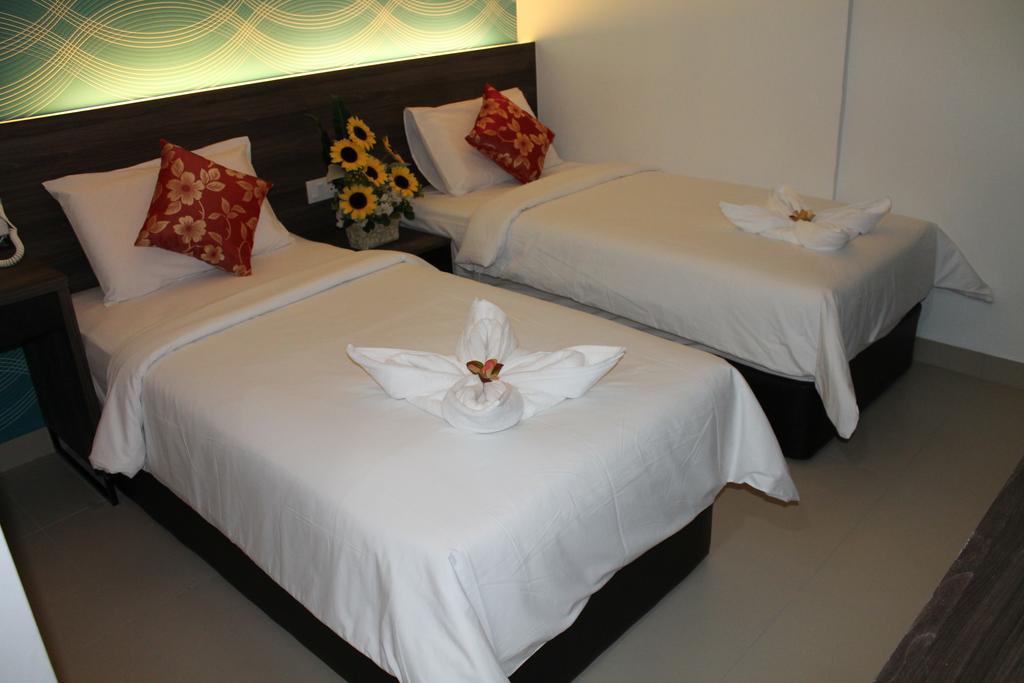Standard Twin Room (without window)