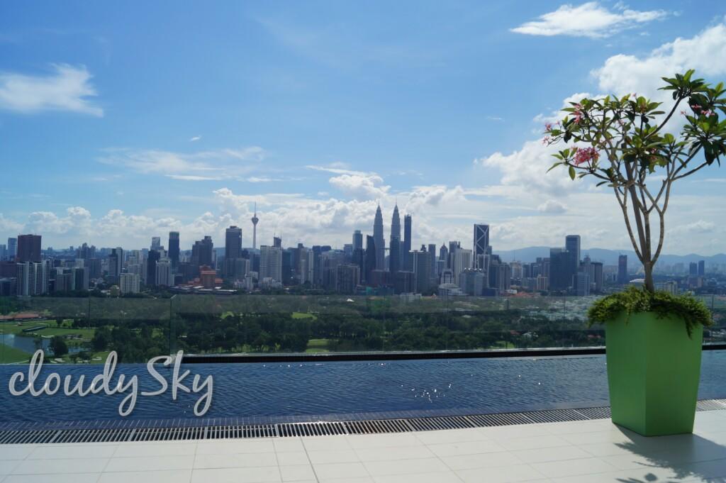 Three-Bedroom Apartment,532172583:JPEG