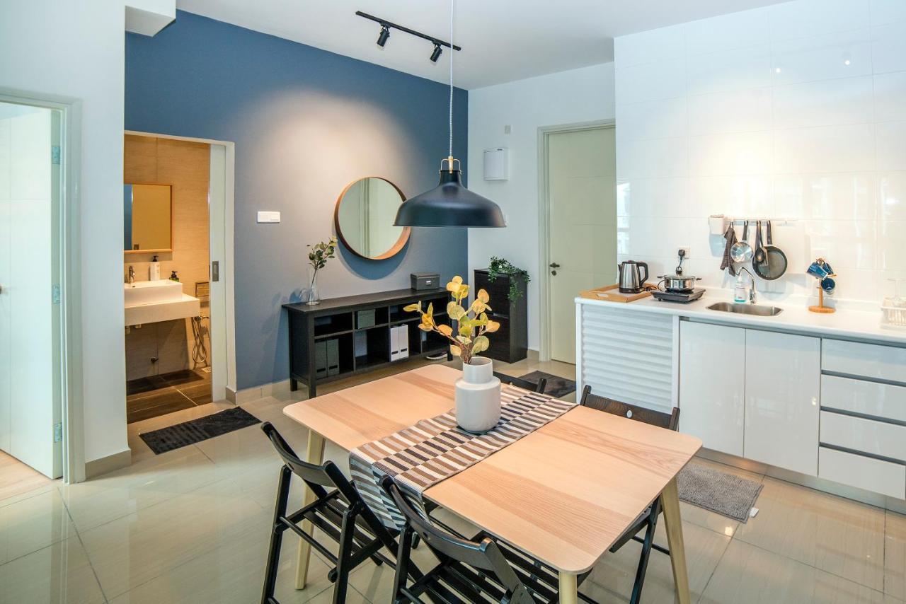 Deluxe Two Bedroom Family Suites