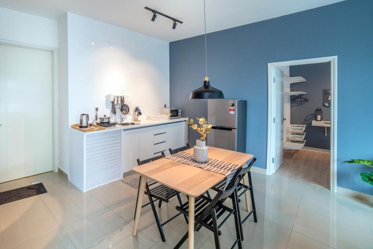 Deluxe Two Bedroom Family Suites