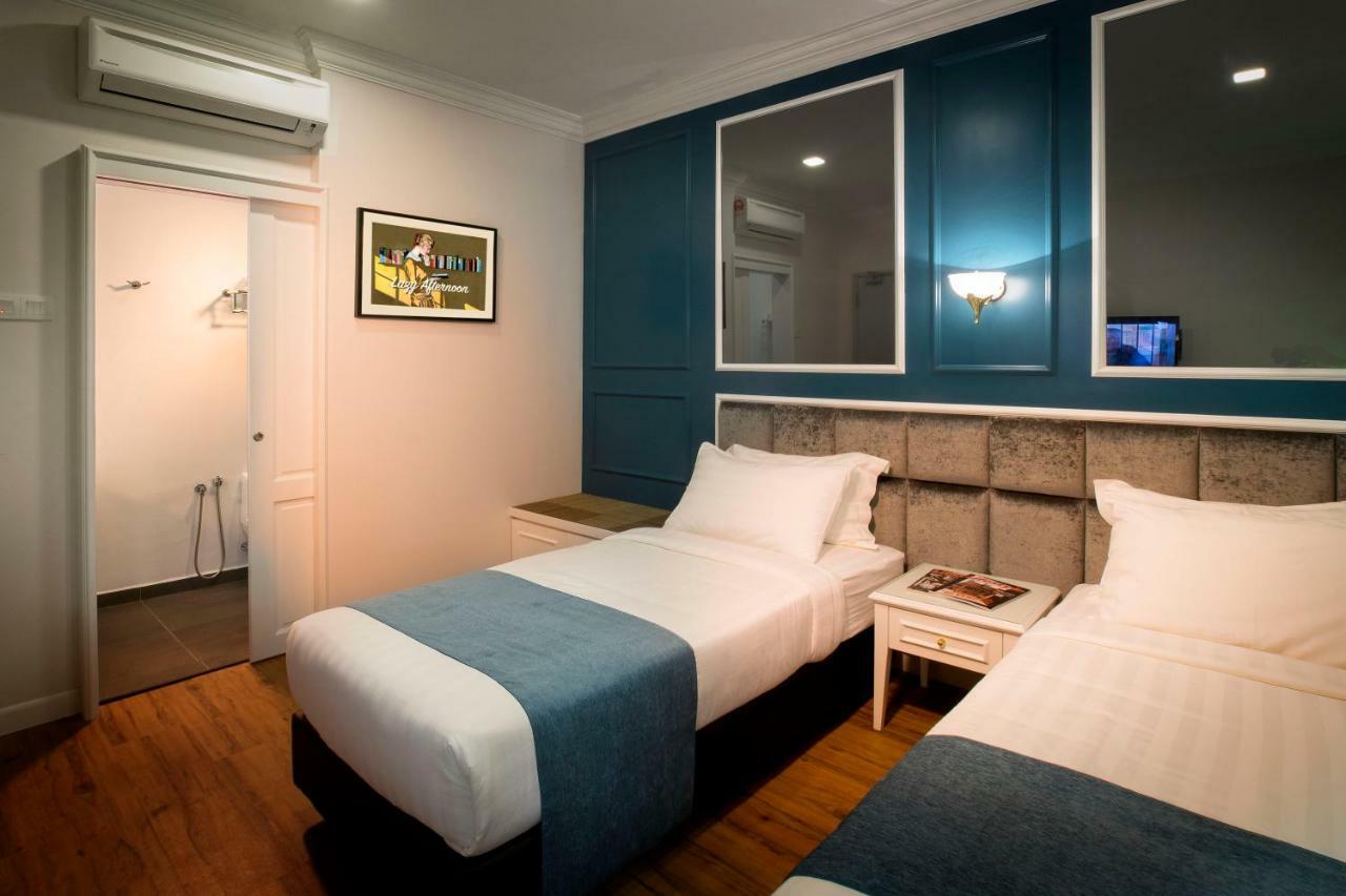 Deluxe Double or Twin Room without window,826152689:JPEG
