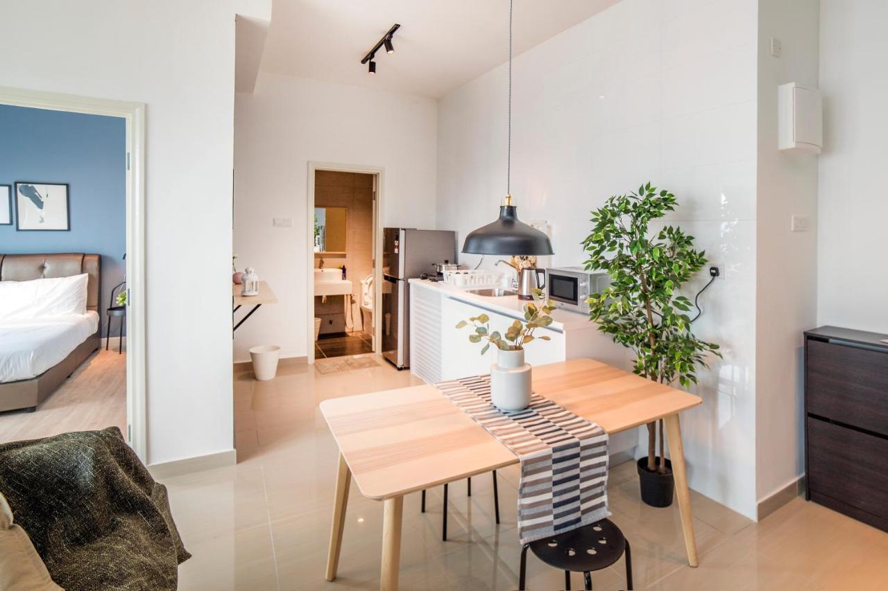 Deluxe Two Bedroom Family Suites