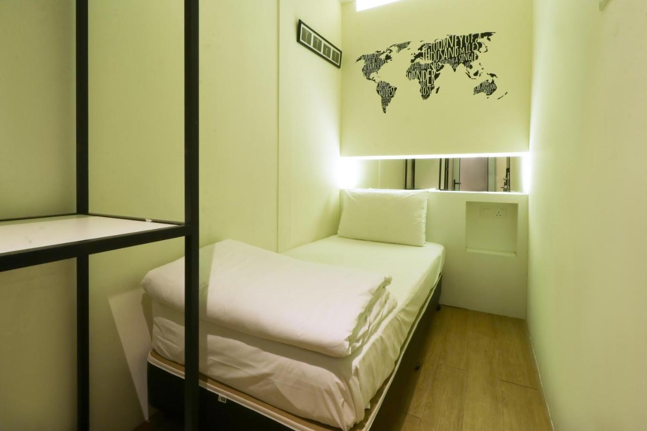 Charlie Single Room, No window, No TV