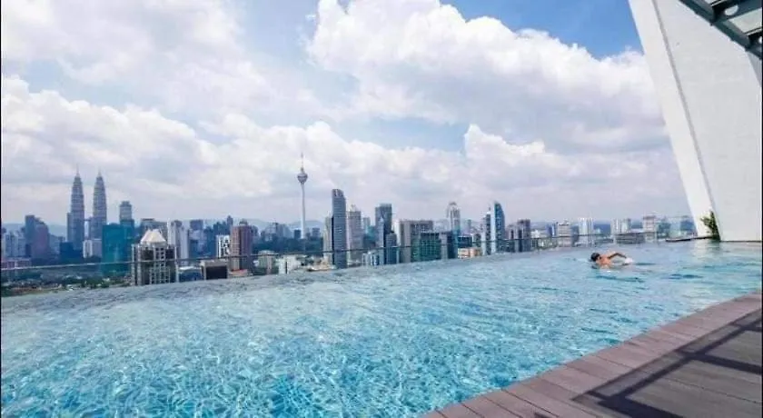 Regalia Suites With Infinity Pool Kl - By Staycation Homes-1