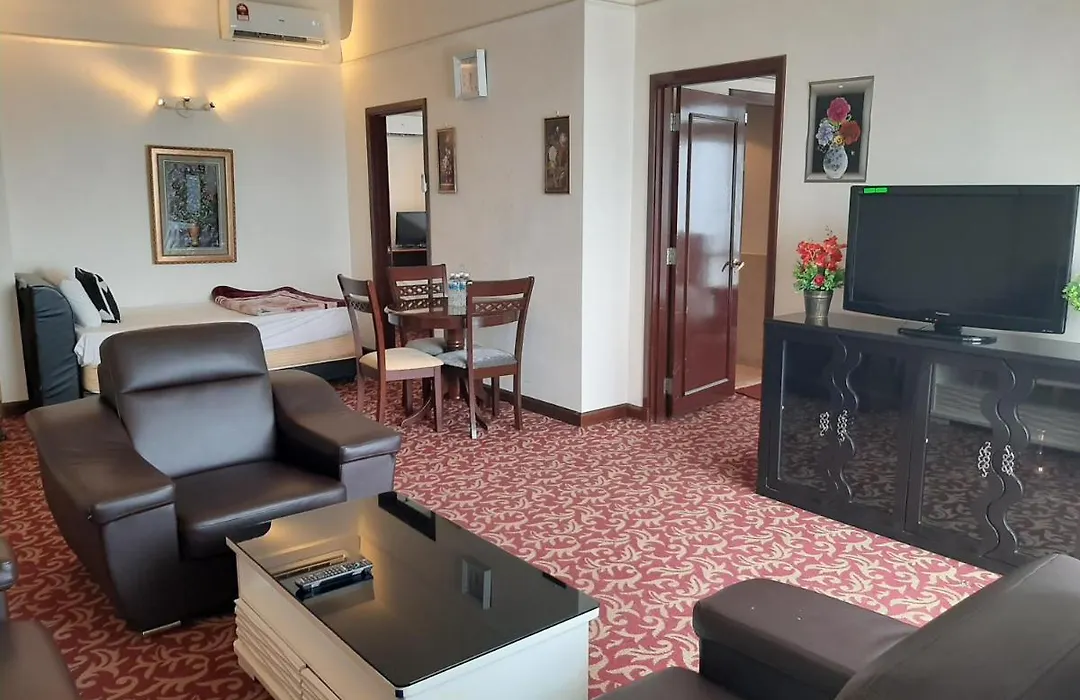 Genius Service Suites At Time Square Kl-1