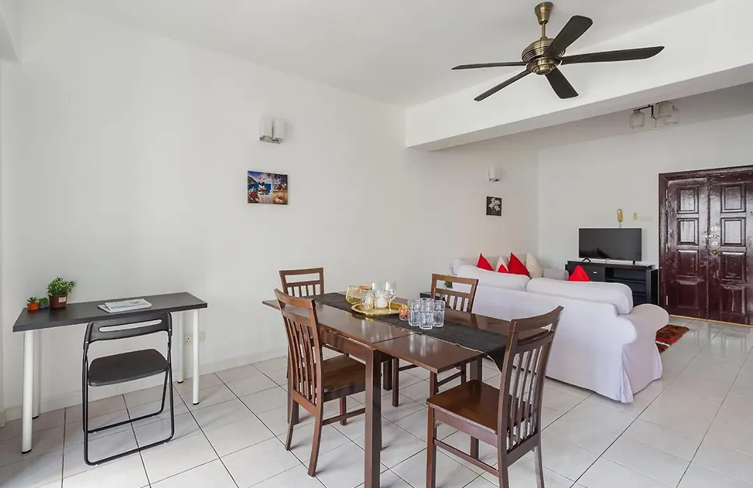Lovely One Bedroom I Suitable For Couples-1