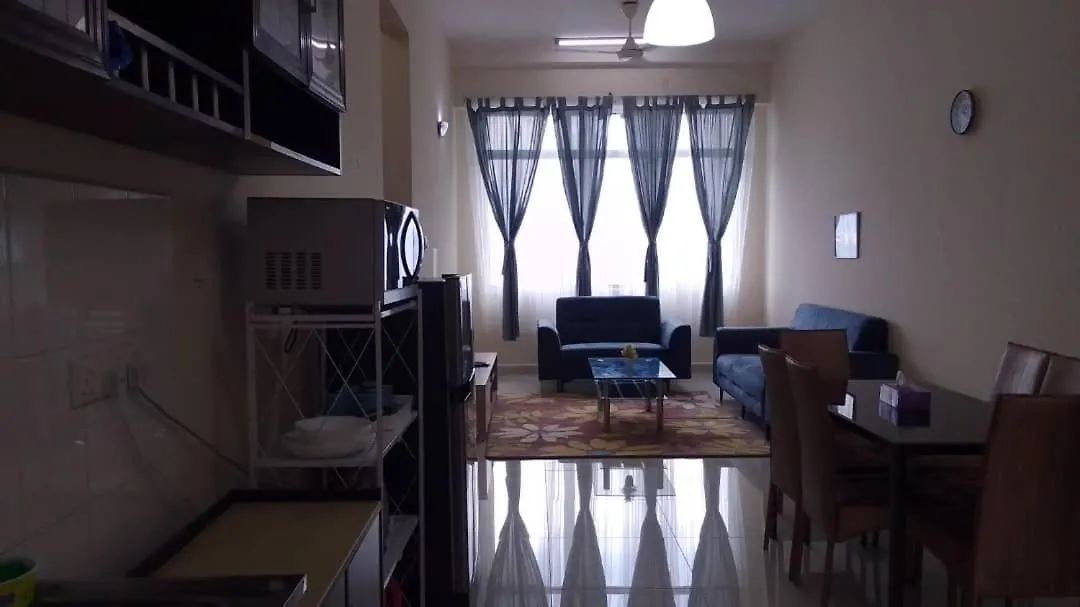 Vue Residences Service Suite 2 Rooms Deluxe 6 Pax-1