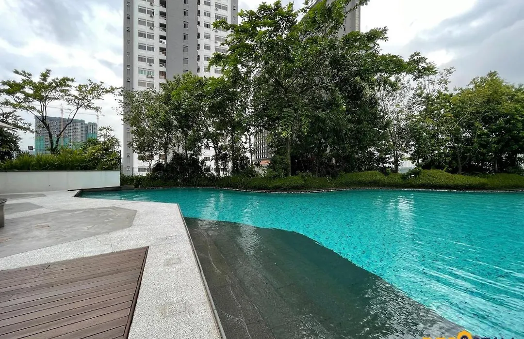 Pearl Suria Old Klang Road Residences Near Mid Valley By Beestay-1
