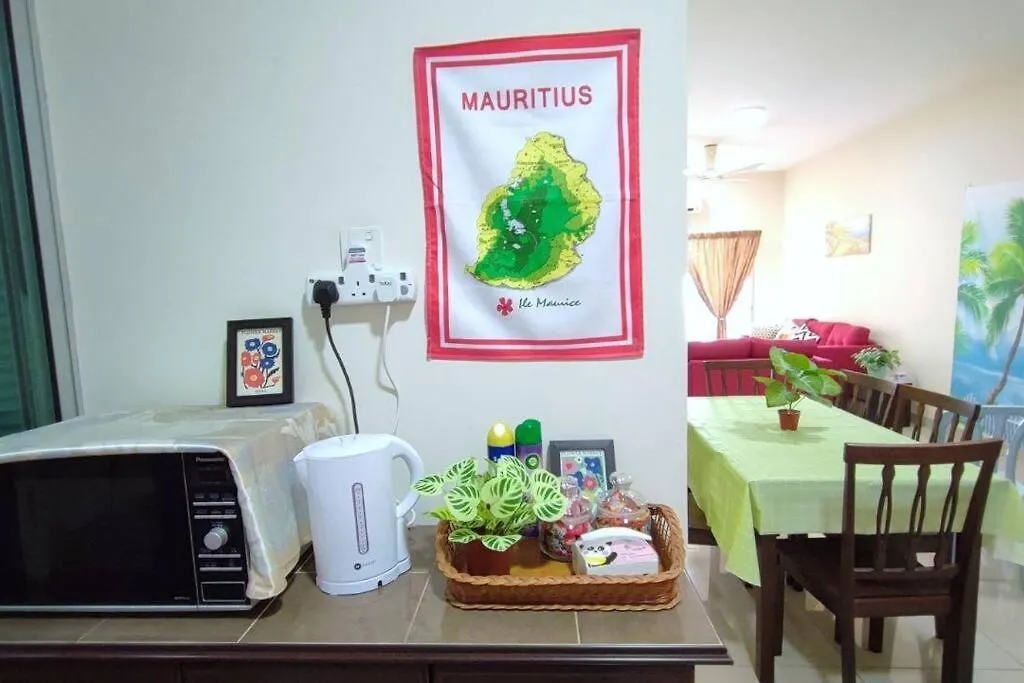 Yolo Budget Condo Kl Netflix Wifi-1