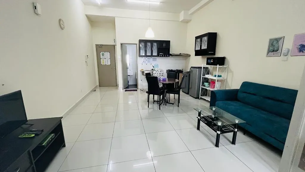 Vue Residence Service Suite- 2 Rooms Size 500Sft 4 Pax-1