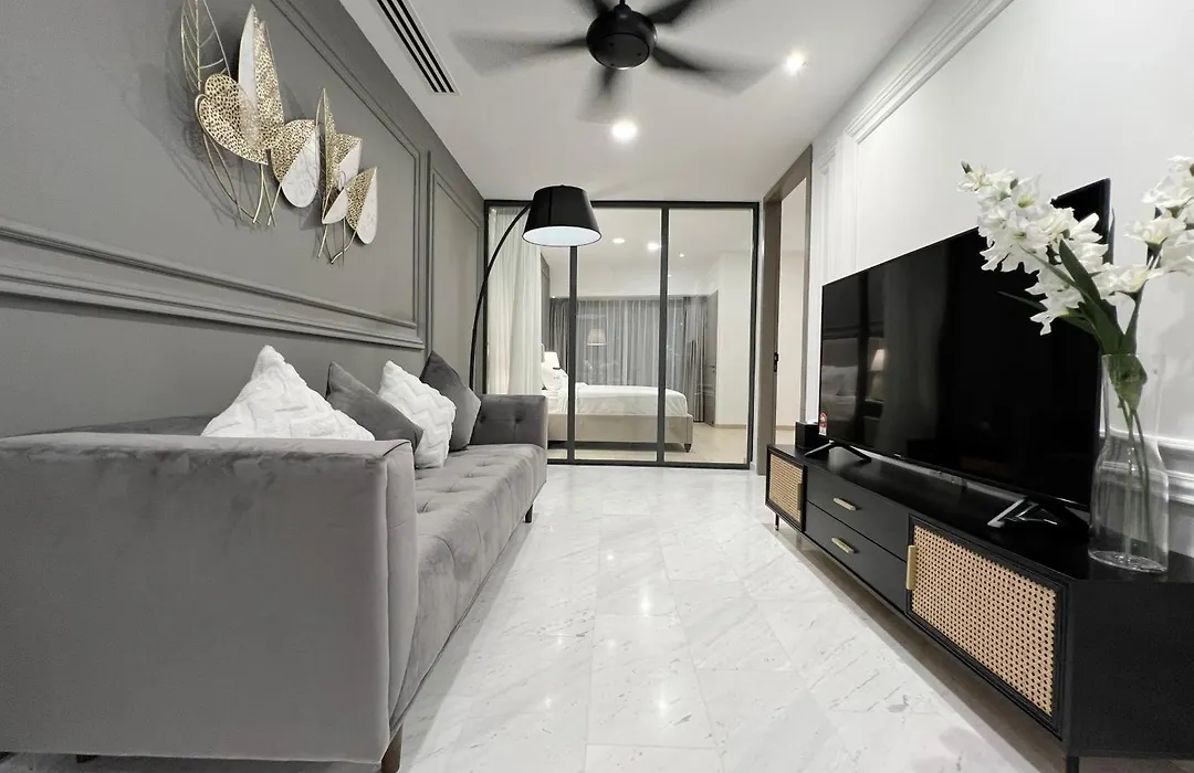 The Eaton Residences By Times 8-1