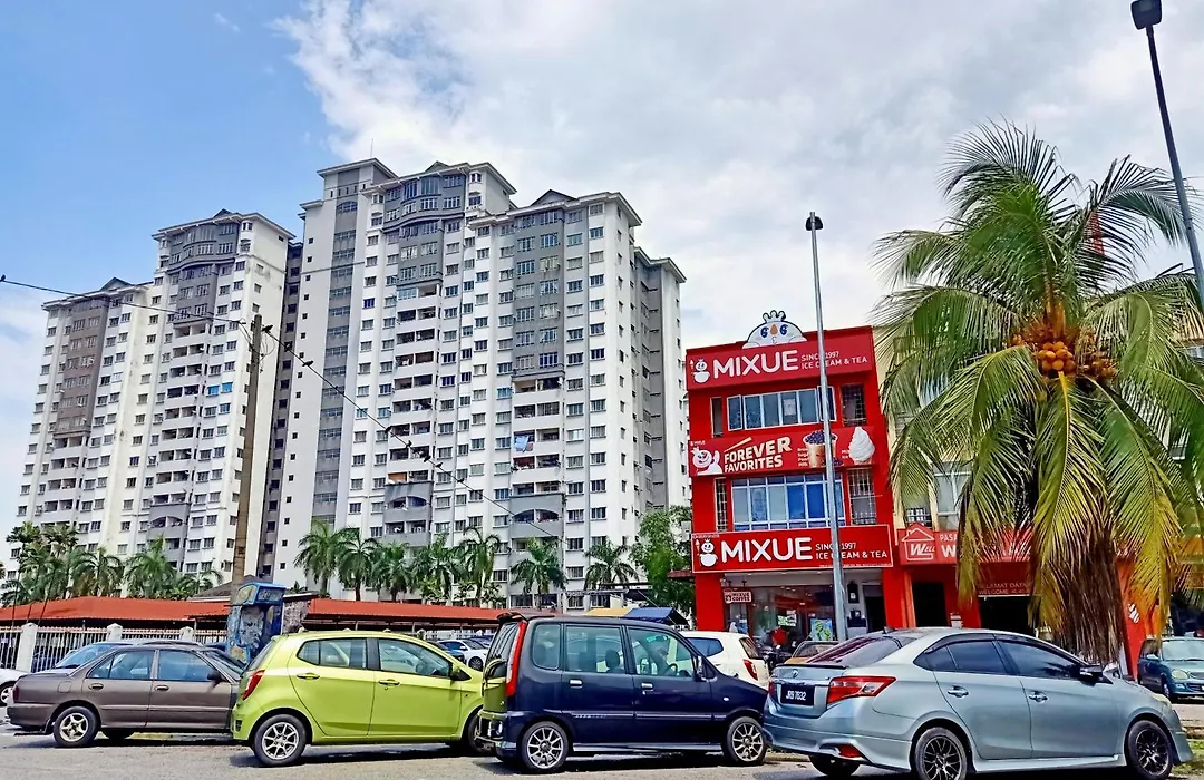 Cozy Little Room At Suria Kipark Damansara Apartment With Fully Equipped Kitchen And Laundry-1