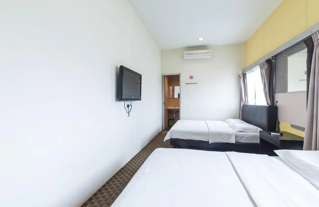 Raintree Hotel-1