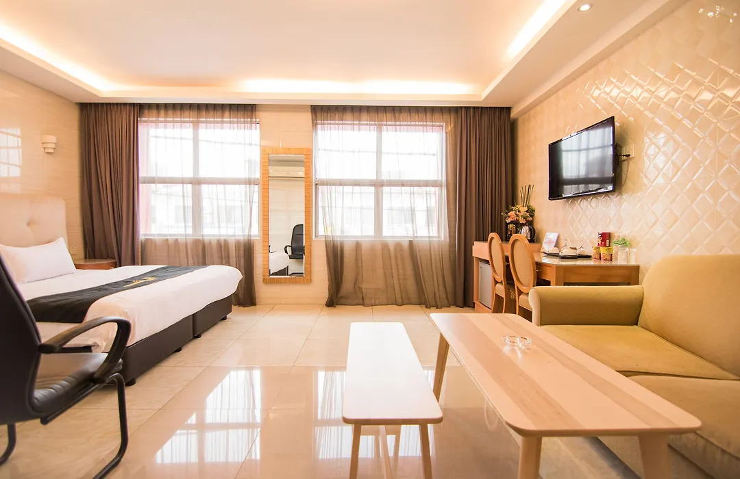 Suwara Hotel Kepong Kl-1
