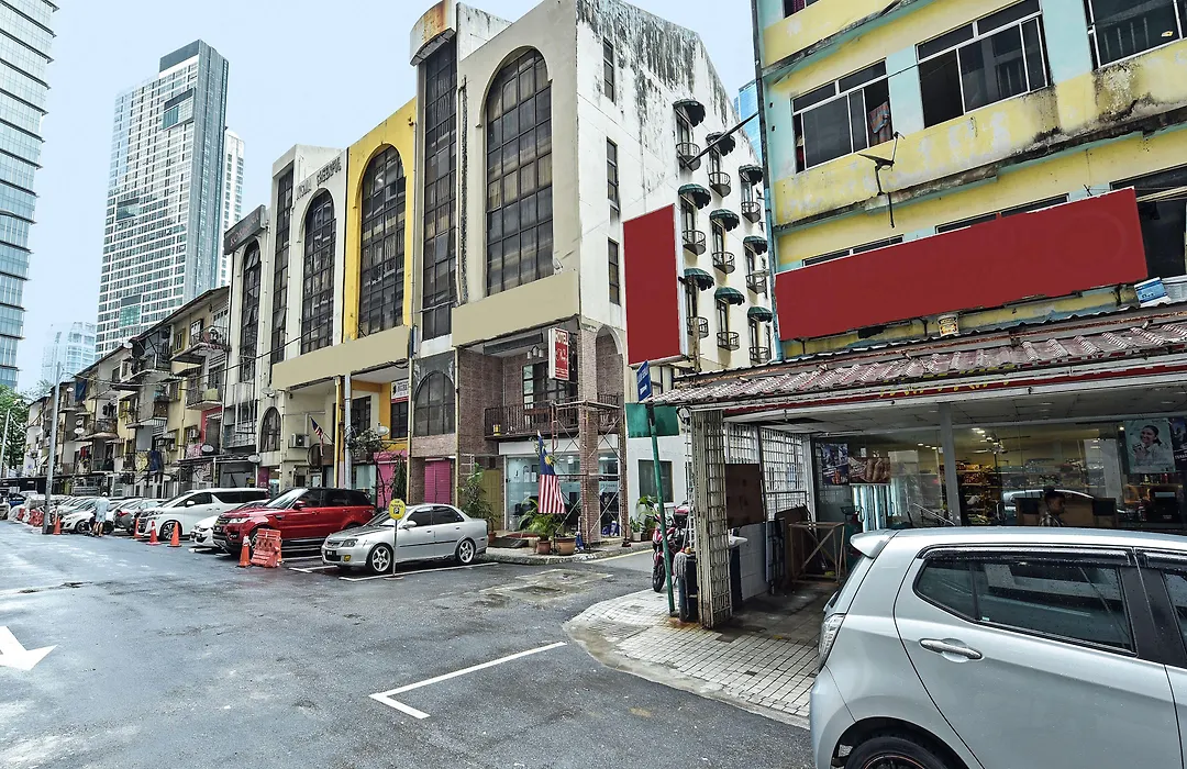 Super Oyo 90780 J Hotel Bukit Bintang-1
