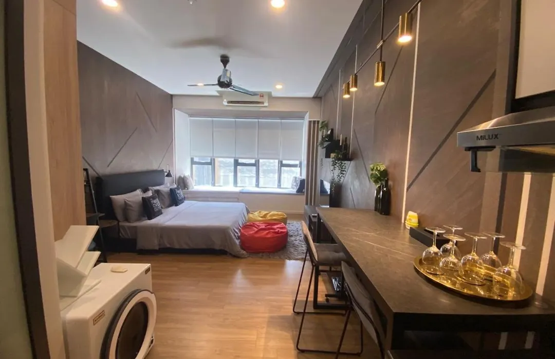 Ceylonz Suite Official-1