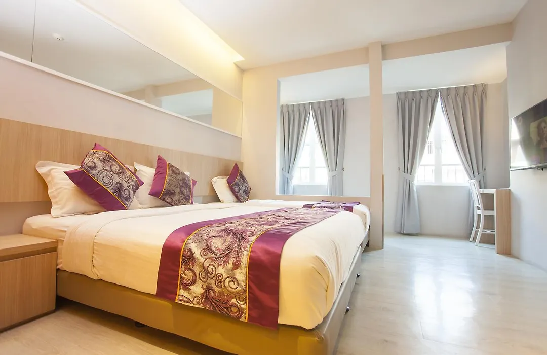 Orange Premier Hotel Taman Segar-1