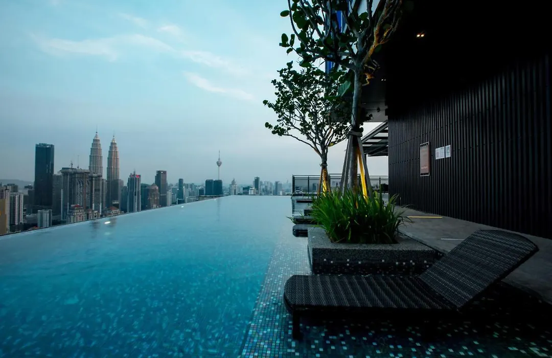 Expressionz 48Th Floor Sky Pool-1