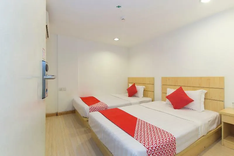 Super Oyo 530 Dd Hotel-1