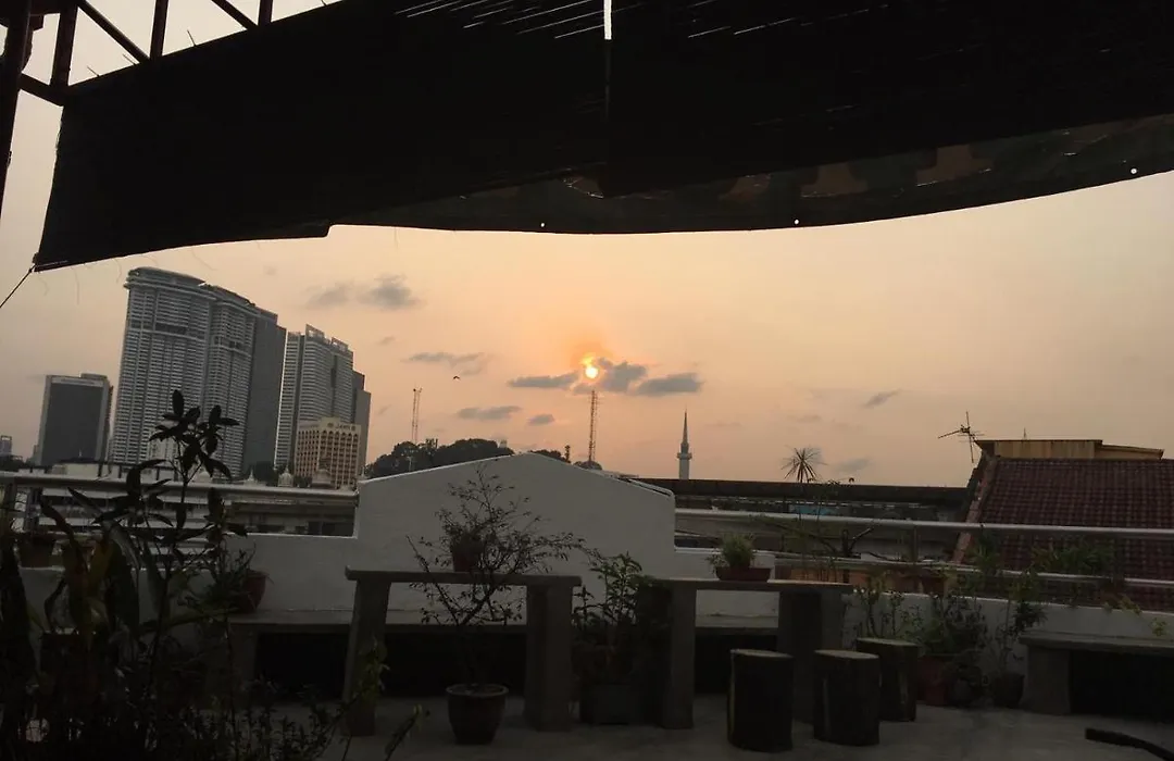 Birdnest Guesthouse, Gaia Rooftop Cafe-1