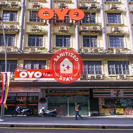 Oyo 89494 Max Star Hotel-3