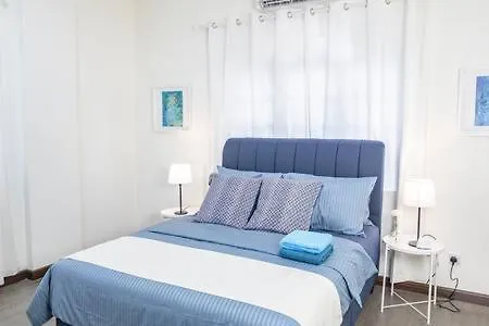 Omar'S Place 1-3