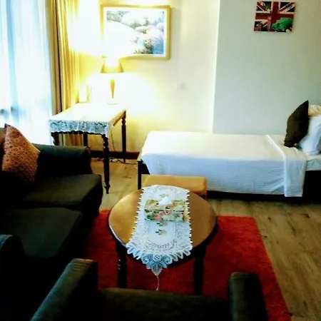 Peaceful Service Suite At Times Square-3