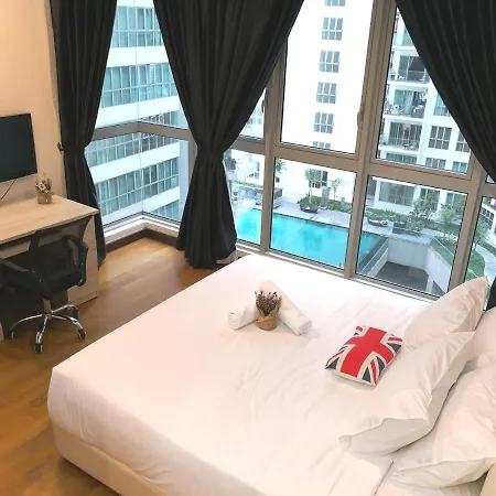 Klcc Inifinity Pool - The Regalia Residences & Suites By Kl Minsu-3