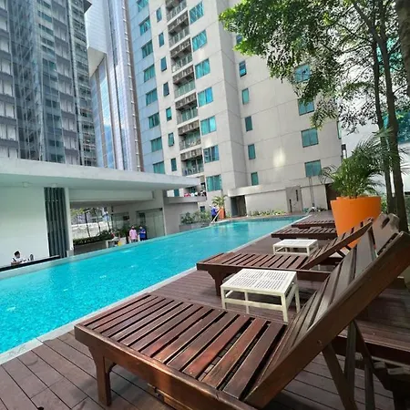 Summer Suites Klcc By Luna-2
