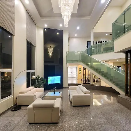 B1. The Big House With Pool @ Kl Cheras Midah-3