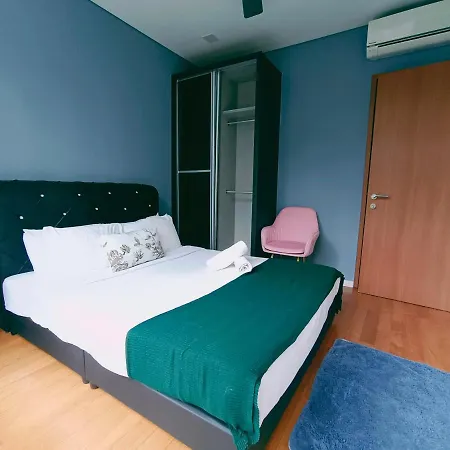 Sky Suites Klcc Kl Home-2
