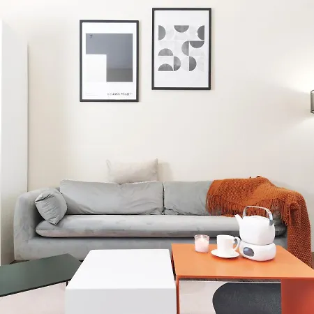 Unlisted- Travellers-3