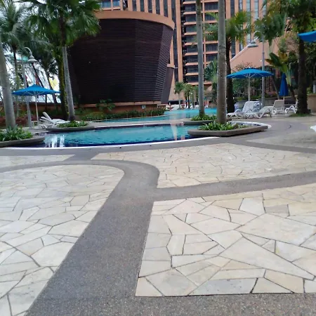 Smart Suite At Times Square Kl-3