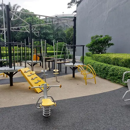 Bohemian Home 3 Bedroom -10 Mins To Mid Valley-2