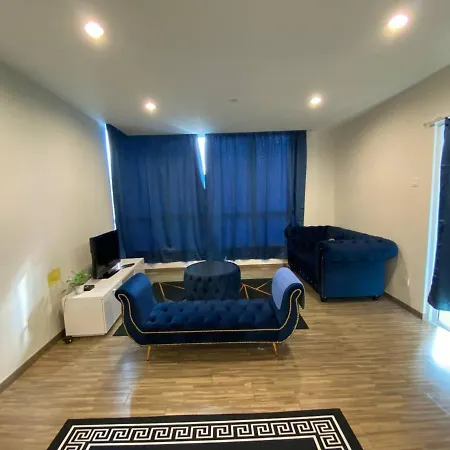 Honeymoon Suite By A Legacy Group Hotel - Klcc Lake View-3