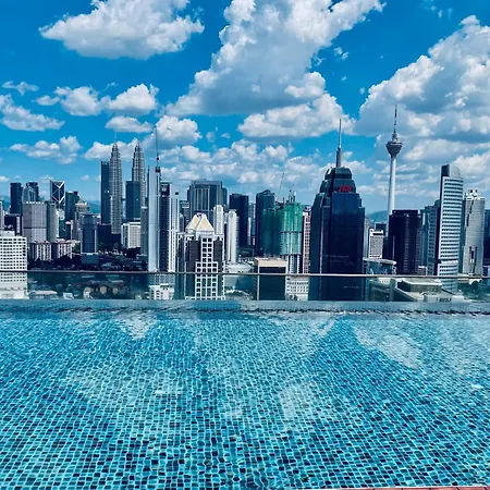 Regalia Suites 424-2