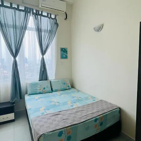 Vue Residence Service Suite- 2 Rooms Size 500Sft 4 Pax-3